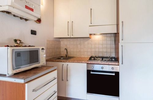 Sulzano Apartment | Pet-Friendly Apartment "Mansarda con vista lago" with Lake View, Pool, Wi-Fi & Terrace