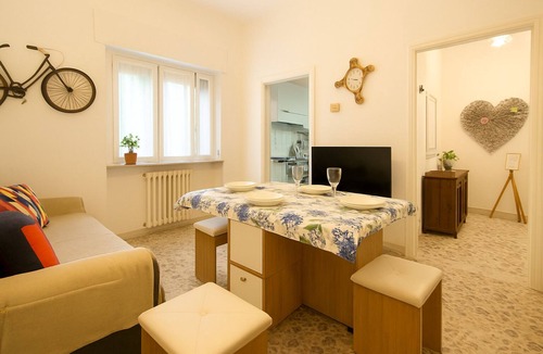 Varedo Apartment | PICHOUSE, Cozy Apartment - Quiet Stay, Great Connections.