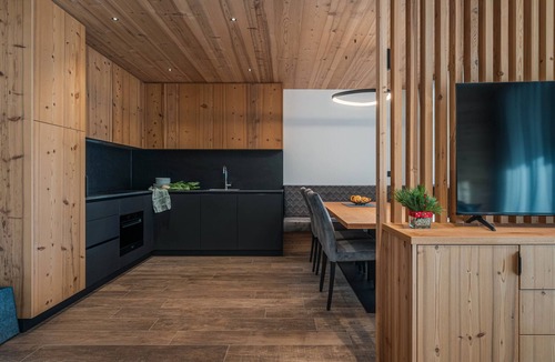 Cavedago House | 'Pino Mugo' Apartment with Mountain View, Wi-Fi and Air Conditioning