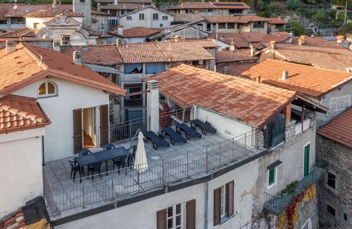 Castello Cabiaglio Apartment | PM8
