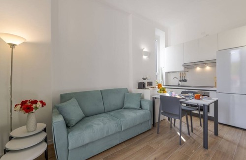 Ripamonti Corvetto Apartment | Pomponazzi, 19 - Two-room apartment in the Bocconi area