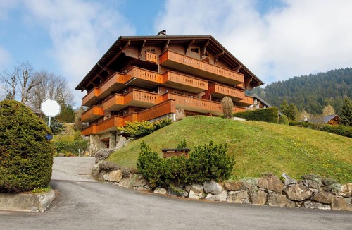 Villars-sur-Ollon Apartment | Pré Vert 3 by Interhome