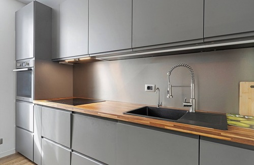 Monclassico Apartment | Railway Loft Dimaro: Spacious Retreat for Families and Groups up to 8 Guests