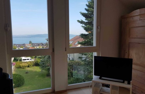 Konstanz-Litzelstetten Apartment | Relaxation near the lake with lake view