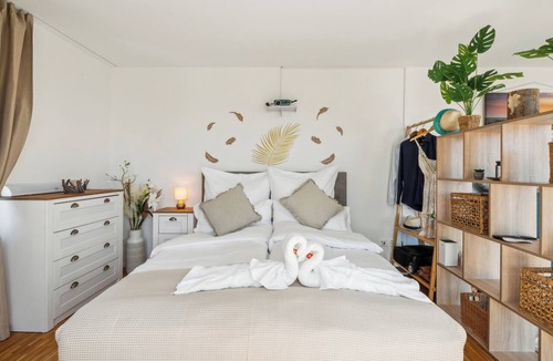 Brugg Apartment | ReMo l Business - Family l Aare view, near old town + terrace l Parking lot