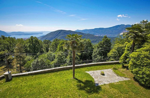 Comero Apartment | Residence alle Ville No. 05 by Lago Reisen