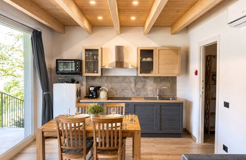 Agrano Apartment | Residence Belvedere: Ortensia Apartment by Lago Reisen
