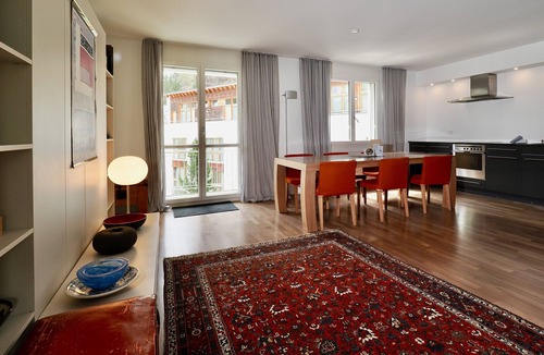 Sils-Maria Apartment | Residenza Alpenrose 19 – Stylish flat with 2 terraces & panoramic views
