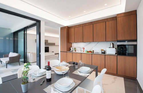 Bissone Apartment | Residenza La Fontana with View Terrace, Bissone, Switzerland