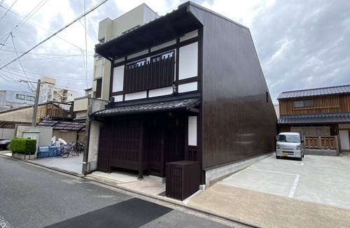 Nishijin House | Sankoku Bashira - Large exquisite machiya house with beautiful garden