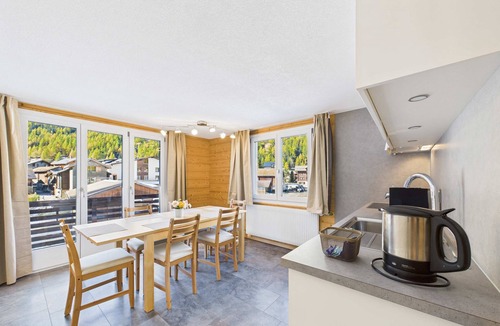 Saas Grund Apartment | Scenic Family Apartment with Mountain Views