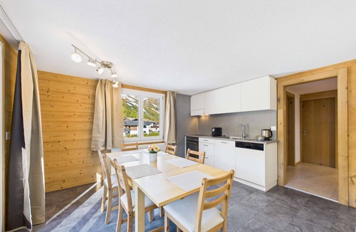 Saas Grund Apartment | Scenic Family Apartment with Mountain Views
