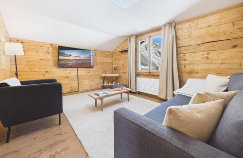 Randa House | Scenic Mountain Views Apartment near Zermatt