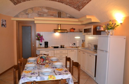 Gardola Apartment | Schoener lake view, large terrace, Pets Allowed, Garden and Parking