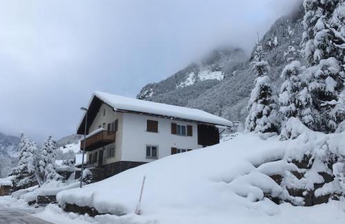 Mels House | Schwendi Maison