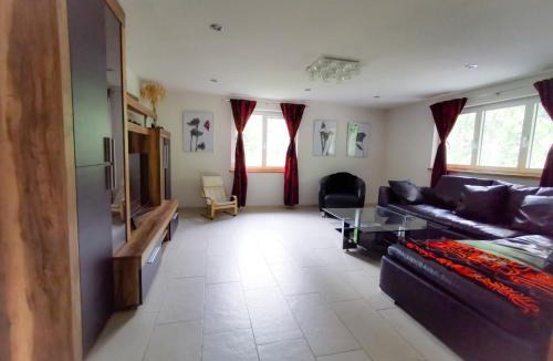 Mels House | Schwendi Maison