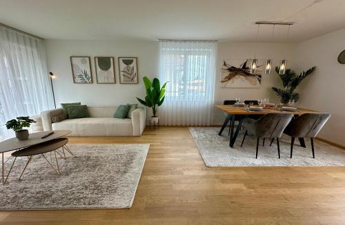 Kerzers Apartment | Seeland Bijou - 2 Bedrooms & Free Parking