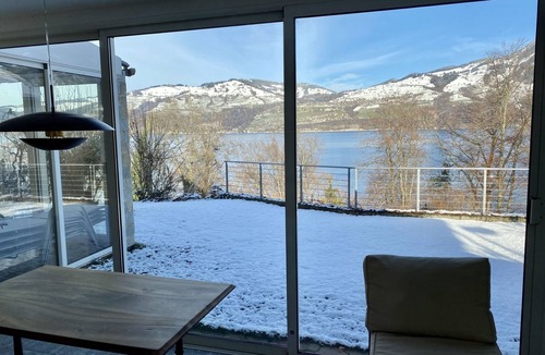 Spiez Apartment | Seepark, direkt am See by Interhome