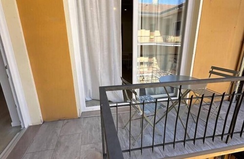 Sesto Calende Apartment | Sixth Hub: Design 3 Balconies Between River and Leonardo