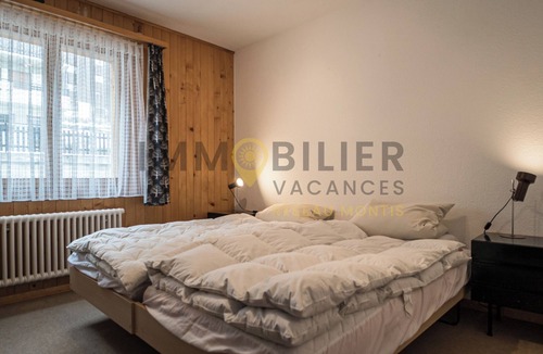 St. Luc Apartment | Spacieux et lumineux 3.5 pièces pour 4 à 6 personnes, situé au 1er étage (angle ouest) d'une résiden