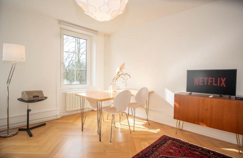 Basel Apartment | Spacious apartment next to park with free BaselCard