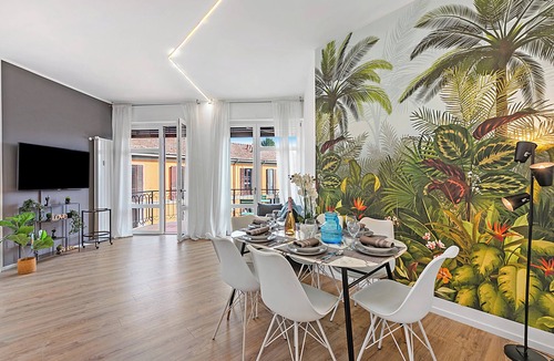 Arona Apartment | Specchio Di Cielo: Apartment with Terrace and AC Arona Center, Arona, Italy
