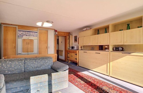 Verbier Apartment | Studio * - 6th floor - close to the centre, shops and bus stop - sunny balcony with very nice view