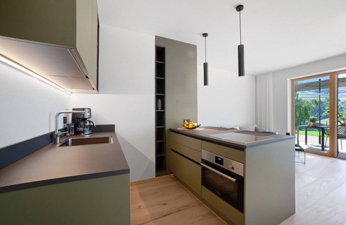 Rifiano Apartment | Studio 'Alivo Living Apartment Olivia' with Mountain View, Shared Terrace and Wi-Fi
