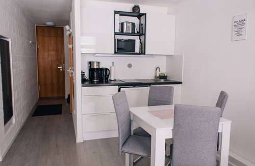 Sankt Englmar Apartment | Studio Apartment "Schmetterling" Near the Slopes with Shared Pool and Wi-Fi