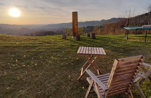 Teufen House | Studio flat sunehus.ch with hot tub