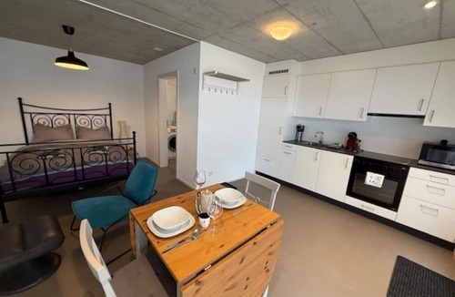Blumenstein Apartment | Studio Happy Life - peace, mountain views & perfect location near Interlaken