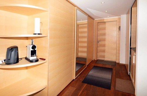 Champfer Apartment | Studio Hotel Europa Apt 411
