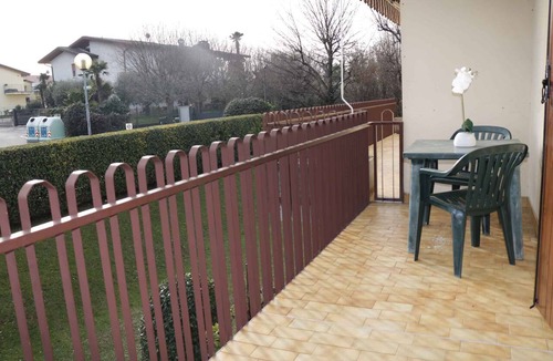 Lazise Apartment | Studio with pool for 6 people