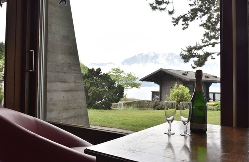 Montreux Villa | Stunning private villa for 7 guests with WIFI, terrace and pets allowed