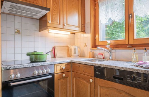 Ovronnaz House | Stunning private villa for 7 people with WIFI, TV, terrace and pets allowed