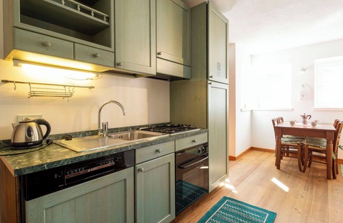 Valtellina House | Stunning private villa for 9 people with hot tub, WIFI, TV, balcony and pets allowed