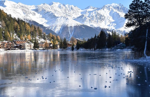 Champex-Lac House | Stunning private villa for 8 guests with WIFI, TV, terrace, pets allowed and panoramic view