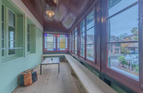 Bumpliz Apartment | Stylish bijou near the center of Bern with garden