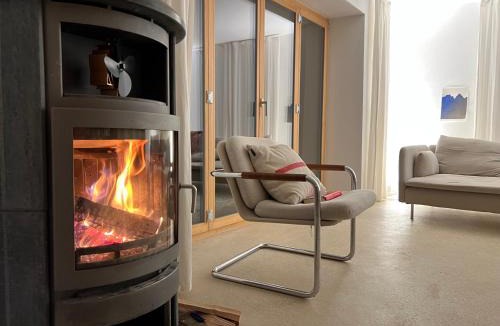 Grandval House | Stylish Jura house for 10 guests