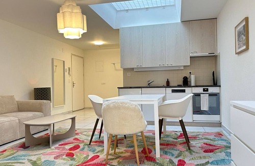 Seebach Apartment | Stylish modern studio for two in Zürich