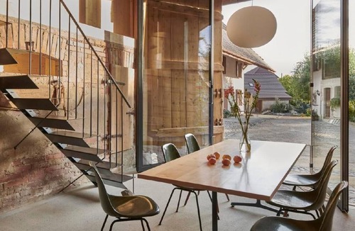 Vinelz House | Taunerhaus - Stiftung Ferien im Baudenkmal by Interhome