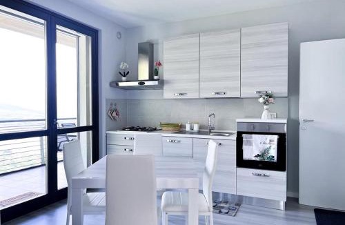 Massino Visconti Apartment | TerrazzaDolcevista - Appartamento panoramico sui Tre Laghi