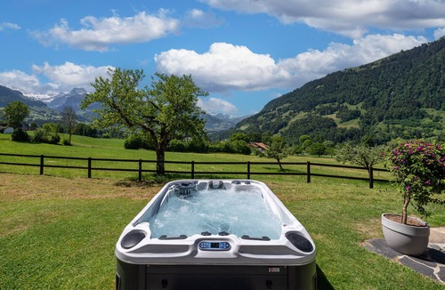 Mulenen Villa | The Grand Alpine Retreat