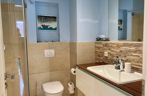 Wangerooge Apartment | This penthouse vacation apartment is in a central location on Wangerooge with