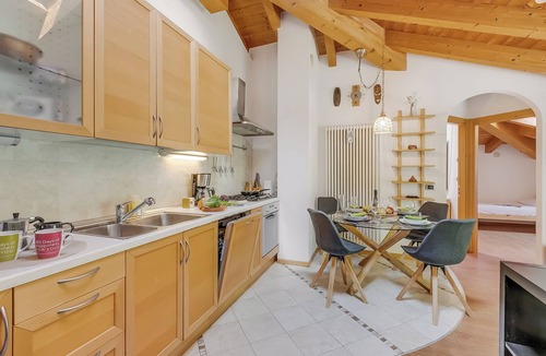 Torbole sul Garda Apartment | Torbole On the Moon Apartment near Beach, Torbole sul Garda, Italy