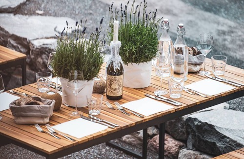 Mitloedi Apartment | Tremondi Boutique BNB & Restaurant, (Quinten). Felche by Interhome