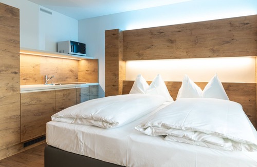 Ruemlang Hotel | Trip Inn Jet Hotel Zürich Airport