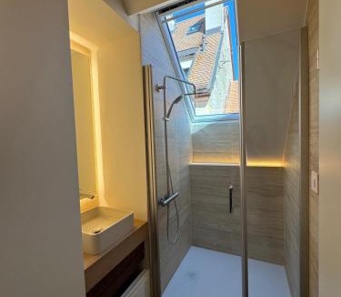 Neuchatel Apartment | V&V Serenity