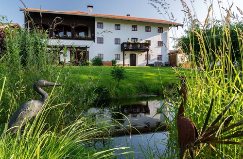 Meisham Apartment | Vacation apartment Am Wasserrad Ost, 94sqm, 1 bedroom, south-facing balcony