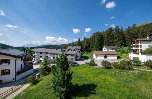 Valbella Apartment | Valbella Apartment: Cross-country skiing